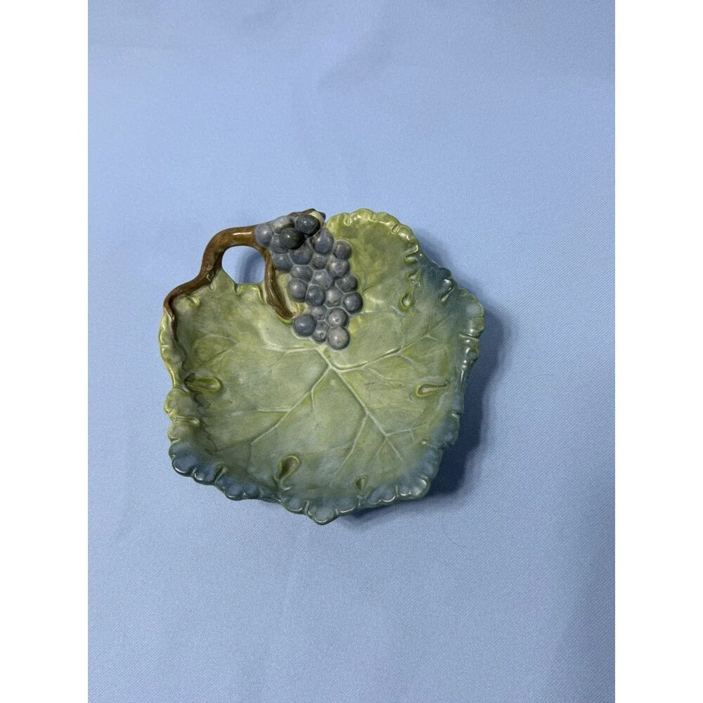 Vintage TAKAHASHI, S. Francisco Majolica Style Grape Design Bowl